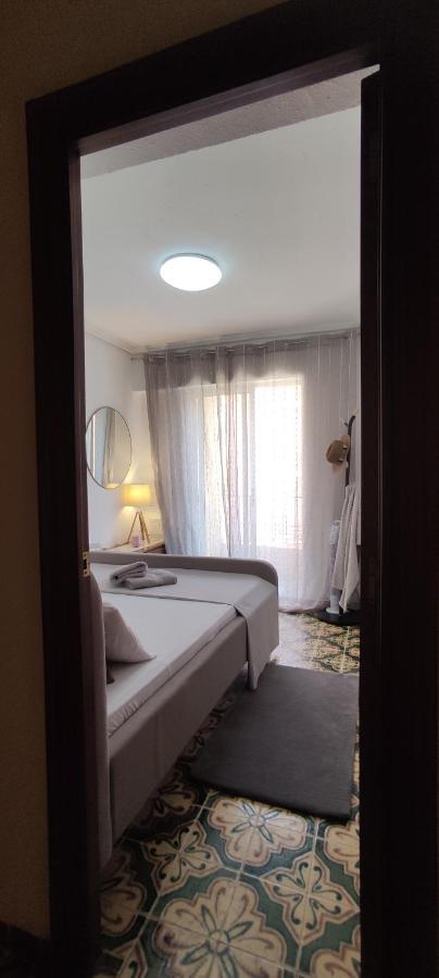 Alloggio in famiglia Habitacion Con Balcon Privado. Valenza